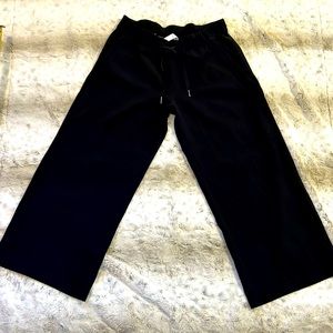 LuLulemon wide leg pant